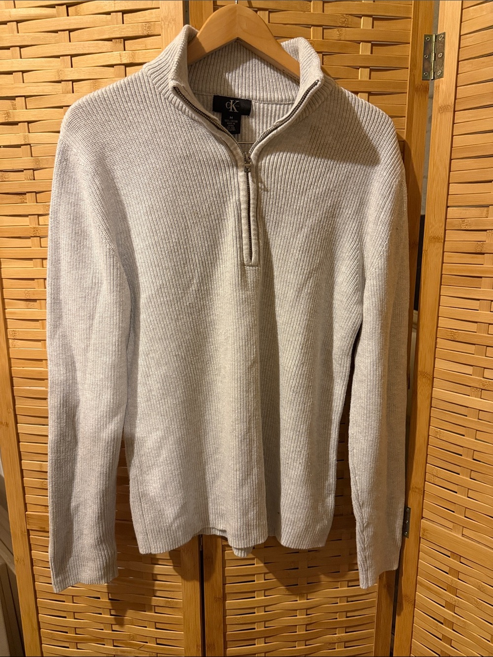 Calvin Klein Men's Light Gray Quarter-Zip Ribbed Sweater